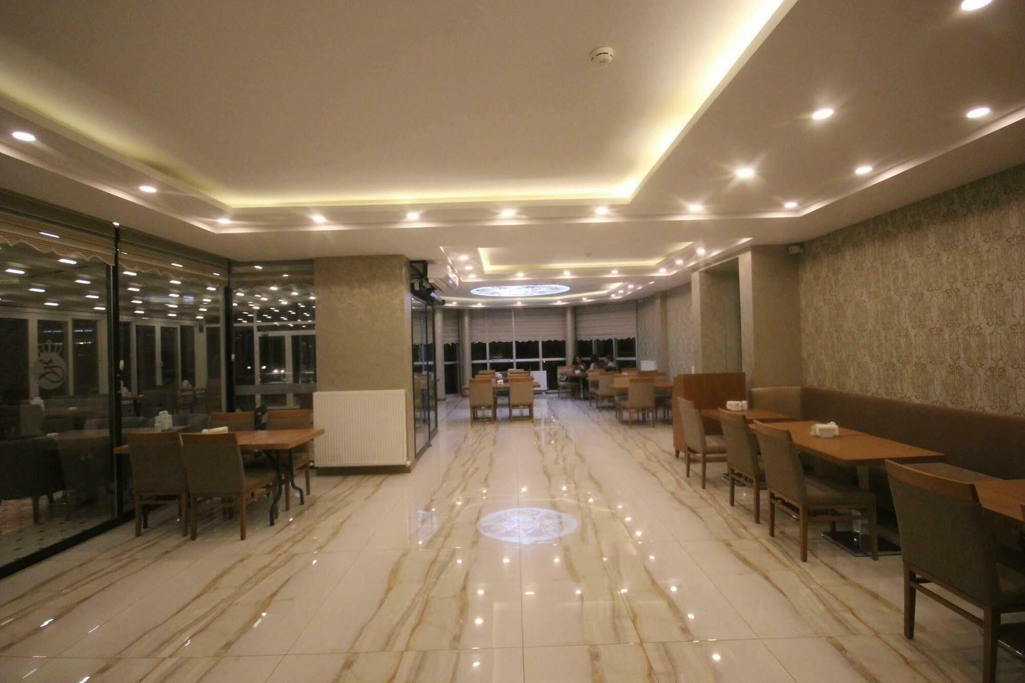 Garden Zara Hotel Restaurant Cafe Exterior foto